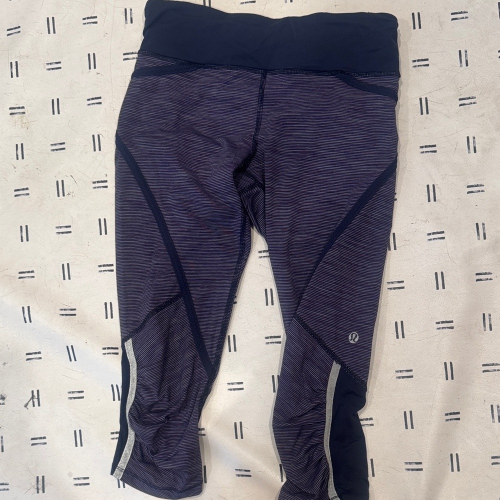 Lululemon Purple Cropped Leggings